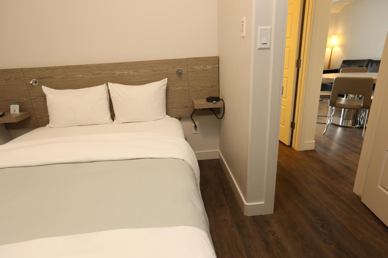Ramada By Wyndham Fort Mcmurray Εξωτερικό φωτογραφία