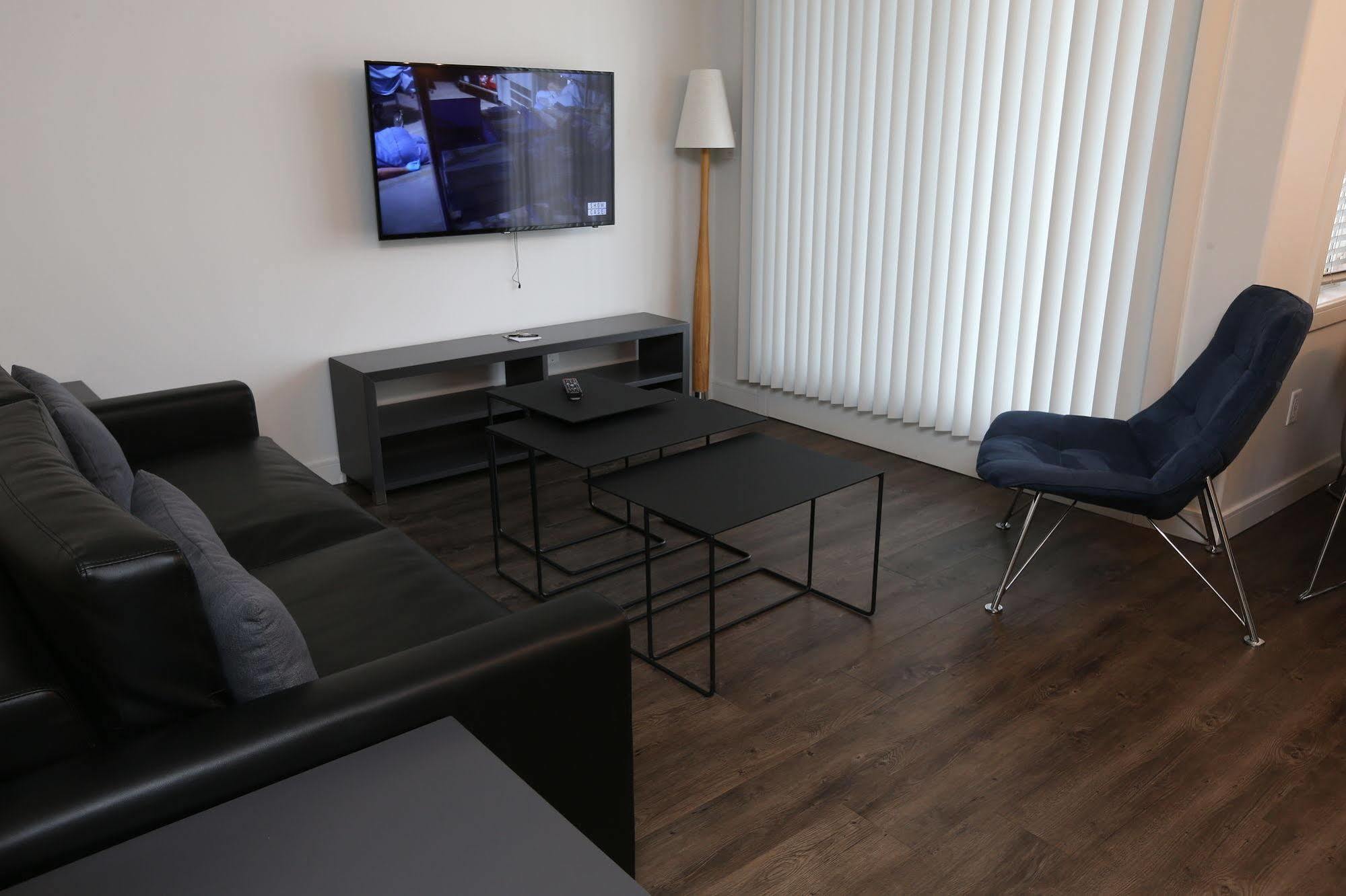 Ramada By Wyndham Fort Mcmurray Εξωτερικό φωτογραφία